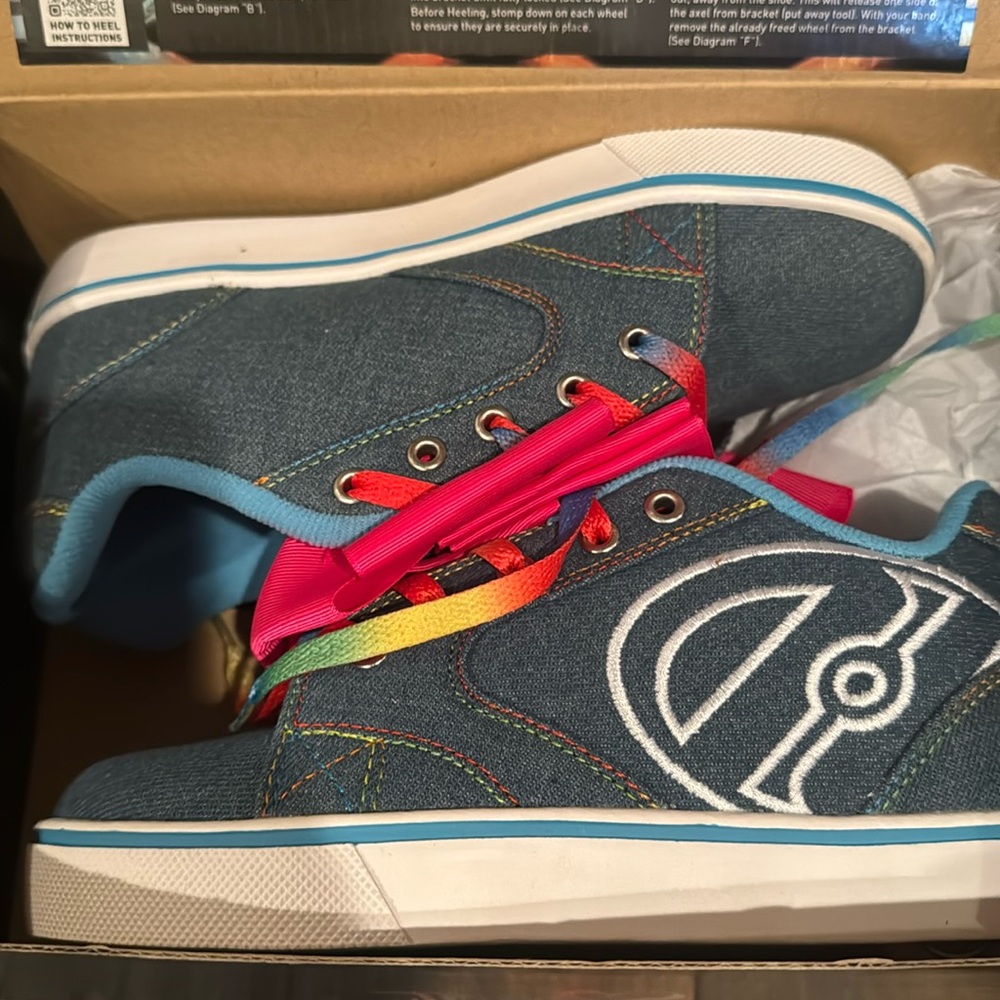 Jo Jo Siwa Skate Shoes